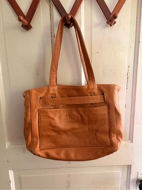 Leather Tan Shoulder Tote with Front Pocket